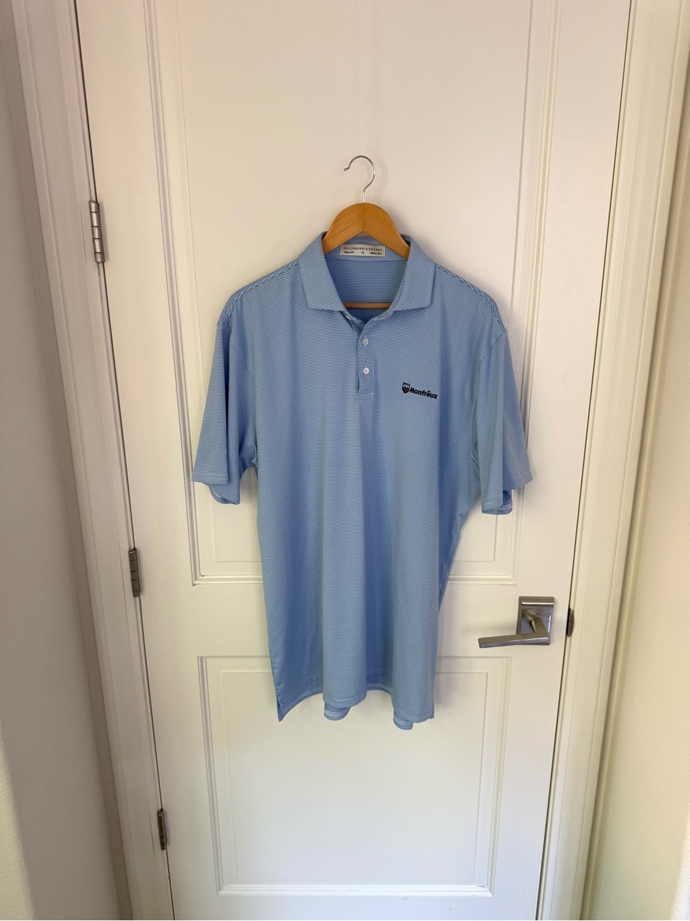 Holderness & Bourne Tailored Fit Blue White Stripe Polo Shirt XL Montreaux Logo